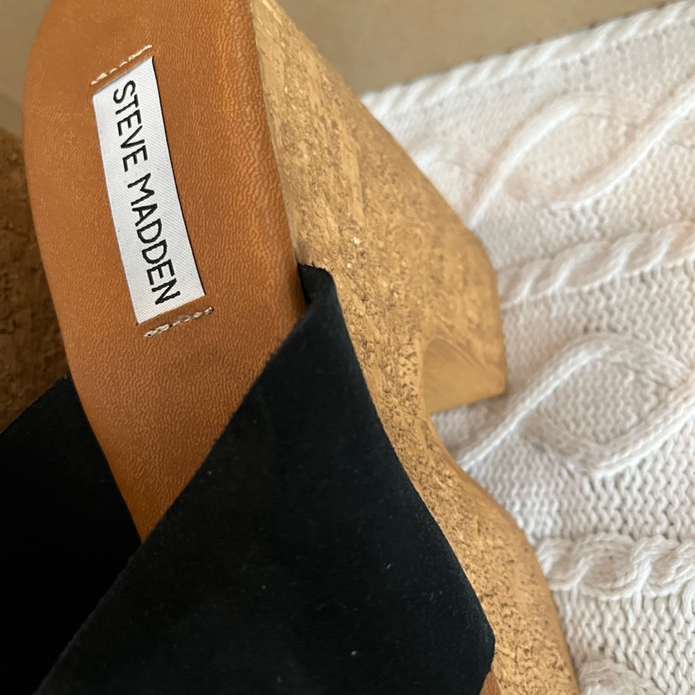 Steve Madden Black Saffron Suede Chunky Platform Sandal Various Sizes - Picture 15 of 15